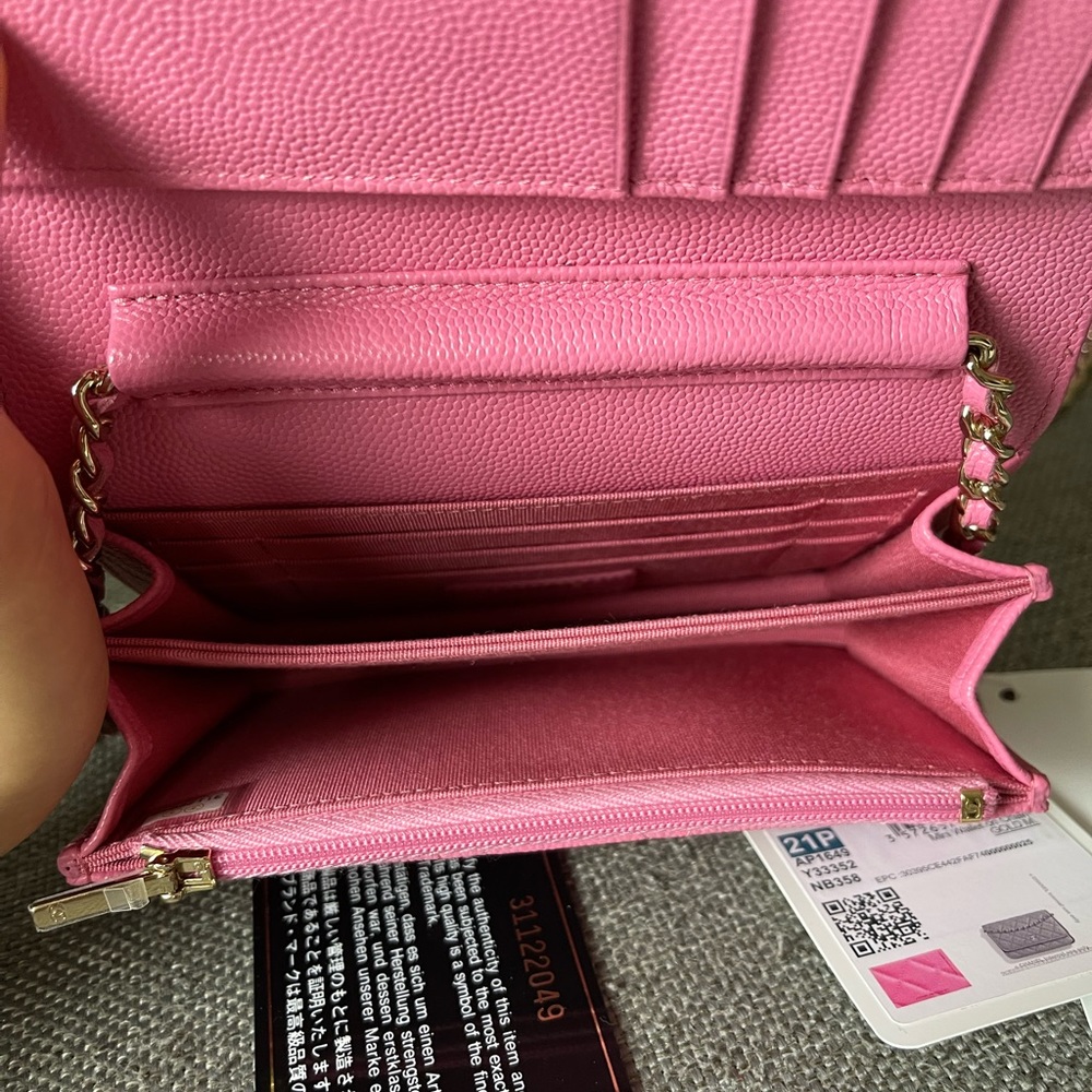 [SOLD] Chanel mini woc - Picture 3 of 9